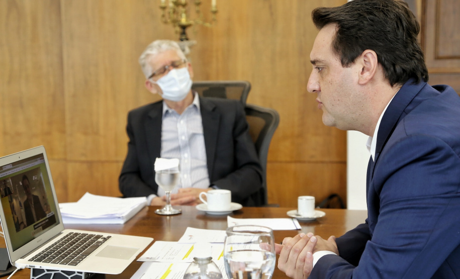 Governador Carlos Massa Ratinho Junior durante reunião online sobre agro com governadores - Curitiba, 08/04/2021 - Foto: Gilson Abreu/AEN