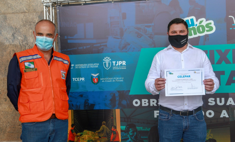 A edição 2021 da campanha Cesta Solidária Paraná, encerrada na terça-feira (06), conseguiu arrecadar mais de 200 toneladas de alimentos. . Foto: Valdelino Pontes