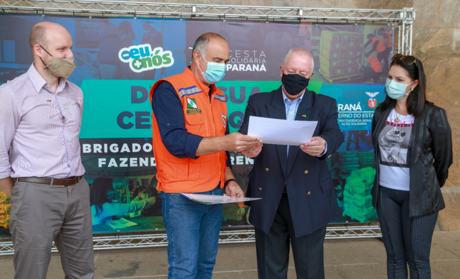 A edição 2021 da campanha Cesta Solidária Paraná, encerrada na terça-feira (06), conseguiu arrecadar mais de 200 toneladas de alimentos. . Foto: Valdelino Pontes