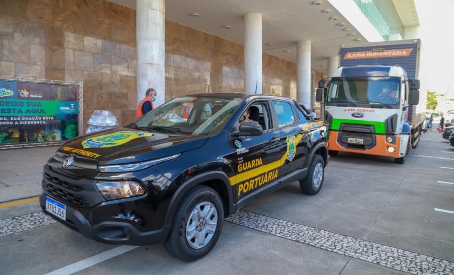 A edição 2021 da campanha Cesta Solidária Paraná, encerrada na terça-feira (06), conseguiu arrecadar mais de 200 toneladas de alimentos. . Foto: Valdelino Pontes