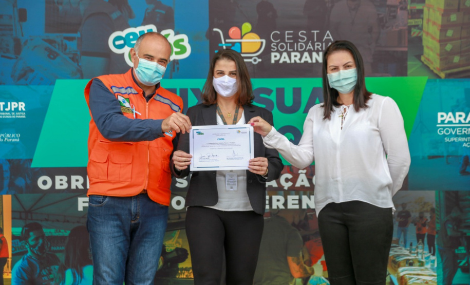 A edição 2021 da campanha Cesta Solidária Paraná, encerrada na terça-feira (06), conseguiu arrecadar mais de 200 toneladas de alimentos. . Foto: Valdelino Pontes