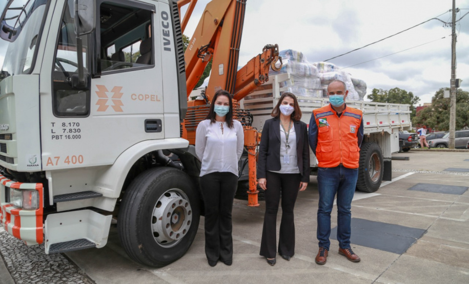 A edição 2021 da campanha Cesta Solidária Paraná, encerrada na terça-feira (06), conseguiu arrecadar mais de 200 toneladas de alimentos. . Foto: Valdelino Pontes