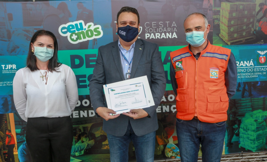 A edição 2021 da campanha Cesta Solidária Paraná, encerrada na terça-feira (06), conseguiu arrecadar mais de 200 toneladas de alimentos. . Foto: Valdelino Pontes