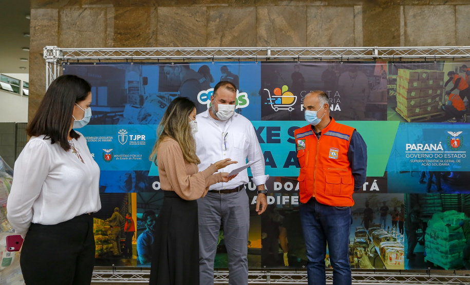 A edição 2021 da campanha Cesta Solidária Paraná, encerrada na terça-feira (06), conseguiu arrecadar mais de 200 toneladas de alimentos.
Foto Gilson abreu/AEN