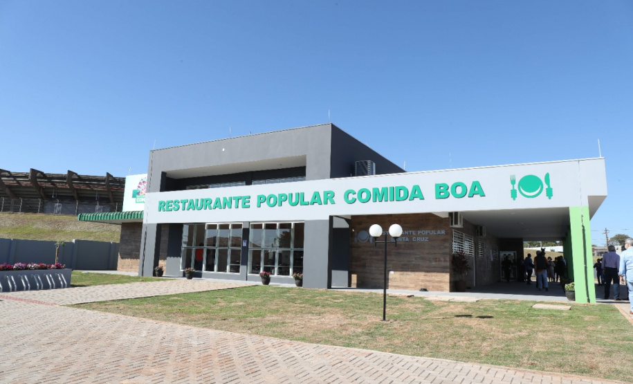 Governo do Paraná inaugura Restaurante Popular em Cascavel e anuncia construção de mais uma unidade - Foto: Vanderlei Faria/SECOM Prefeitura de Cascavel