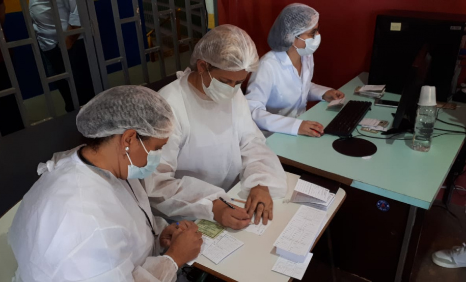 Vacinação contra a Covid-19 em Jandaia do Sul.