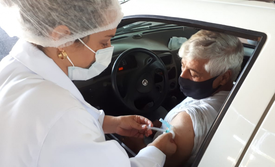 Vacinação contra a Covid-19 em Jandaia do Sul.