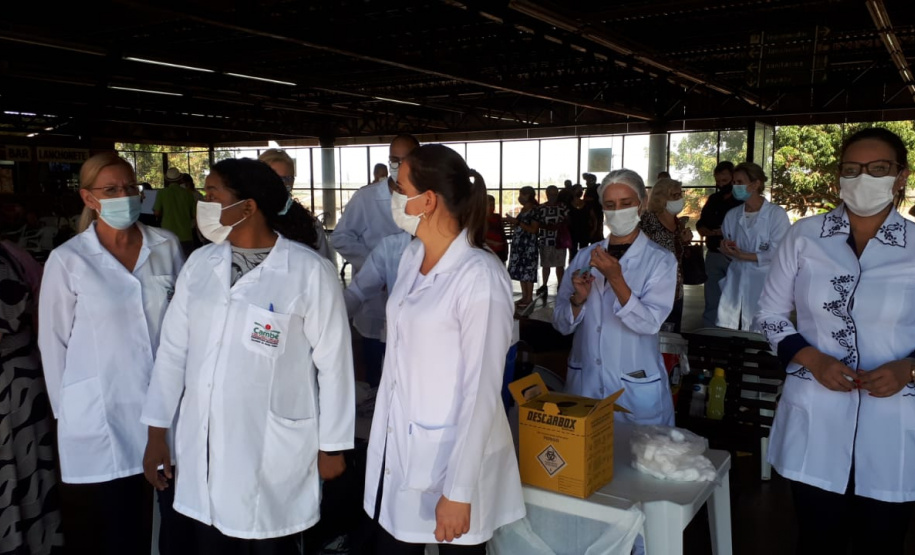 Vacinação contra a Covid-19 em Cambé. Foto:SESA