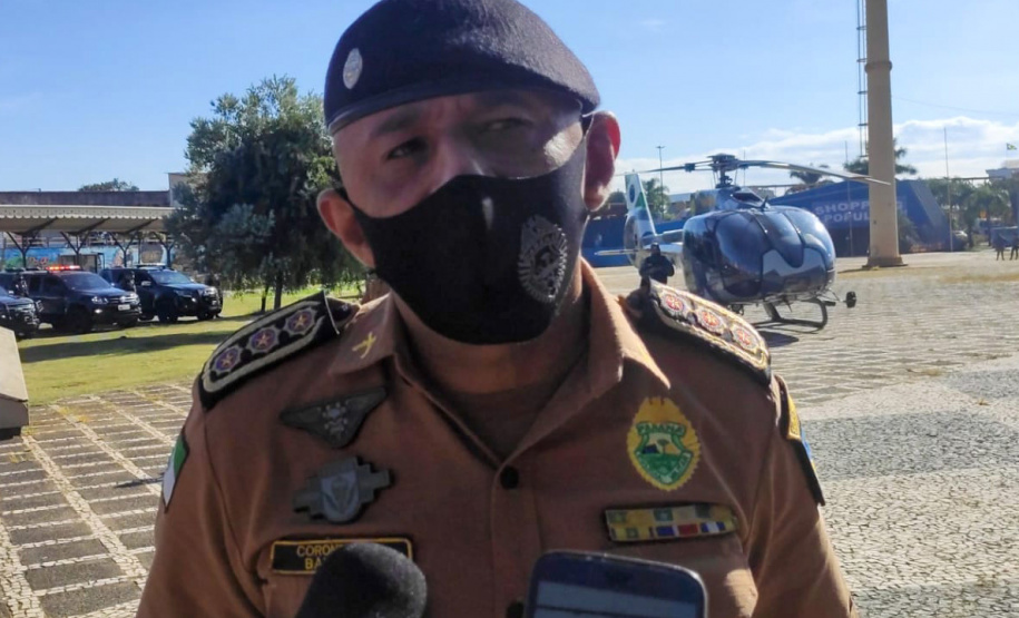 A semana começou com uma grande Operação da Polícia Militar nos Campos Gerais do estado para inibir crimes violentos contra o patrimônio e homicídios. Trata-se de uma malha de recobrimento em relação ao efetivo já existente na região. As equipes do Batalhão de Operações Especiais (BOPE) estarão empenhadas nos próximos 15 dias desenvolvendo abordagens, fiscalização e intensificação de policiamento preventivo em todo o estado. - Ponta Grossa, 12/04/2021 - Foto: Divulgação SESP