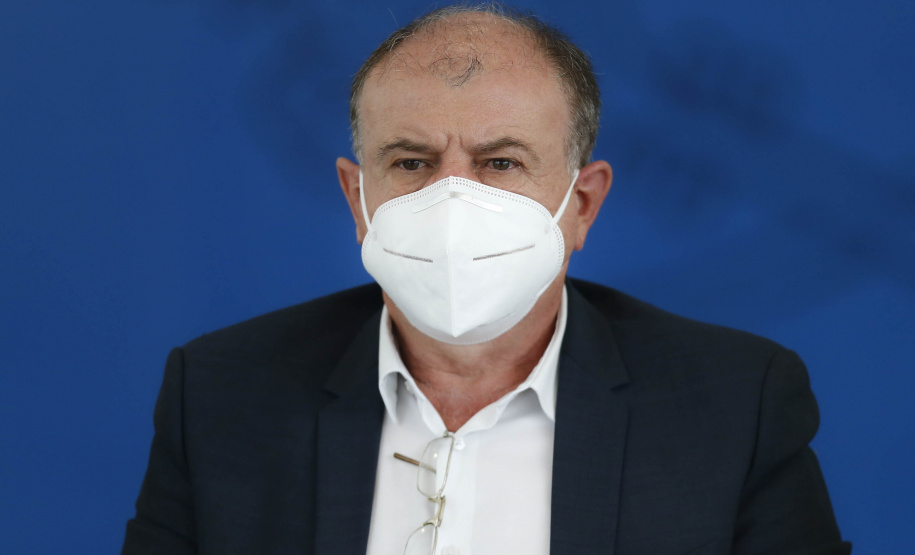 O governador Carlos Massa Ratinho Junior e o presidente da Assembleia Legislativa do Paraná, Ademar Traiano, lançaram nesta quarta-feira (14), no Palácio Iguaçu, a segunda edição do programa Paraná Mais Cidades, que disponibilizará meio bilhão para investimentos nos 399 municípios