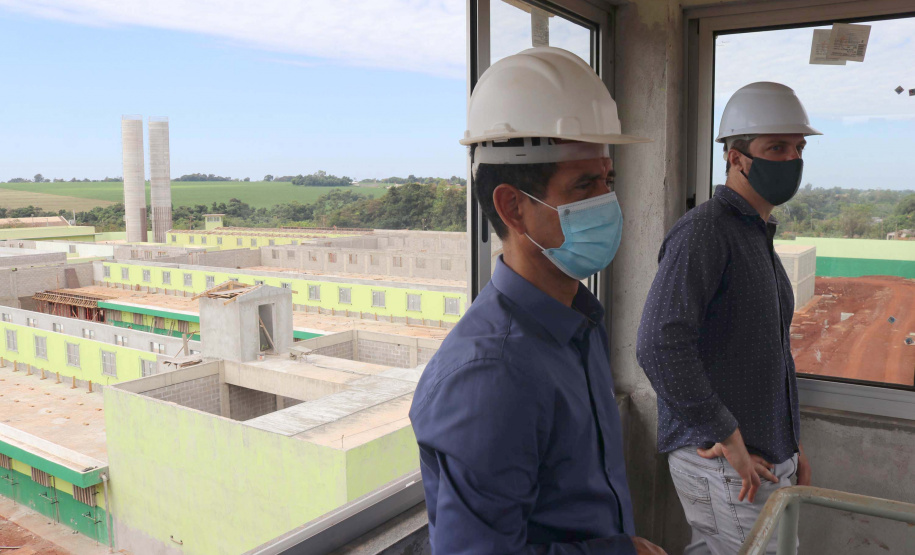 O secretário estadual da Segurança Pública, Romulo Marinho, acompanha obras da nova Cadeia Pública de Foz do Iguaçu. Foto:SESP