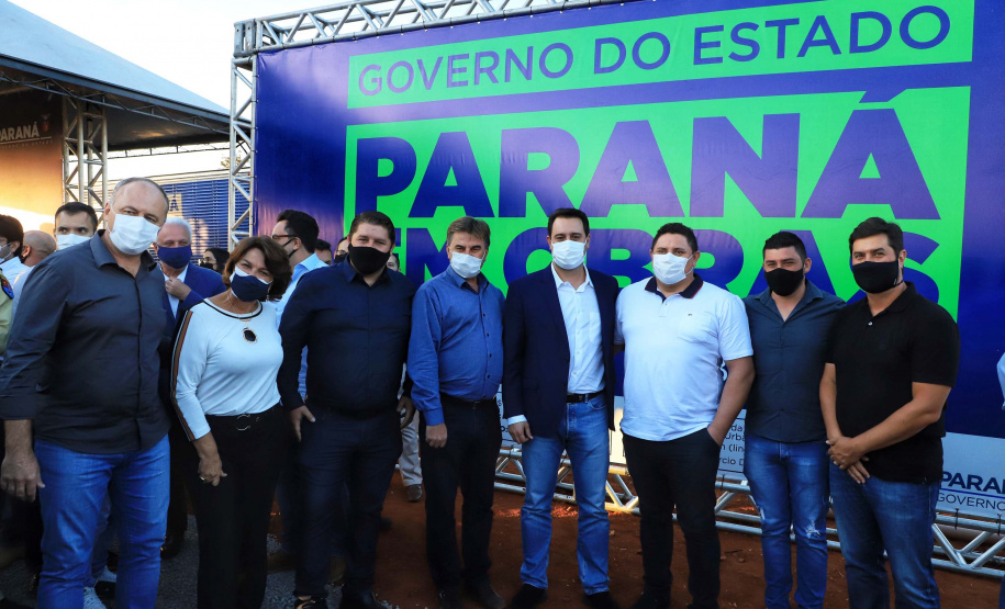 O governador Carlos Massa Ratinho Junior esteve nesta quarta-feira (14) em Guarapuava, na região Central do Estado, para vistoriar as obras de duplicação da BR-277 que cruza o perímetro urbano da cidade. Foto: José Fernando Ogura/AEN