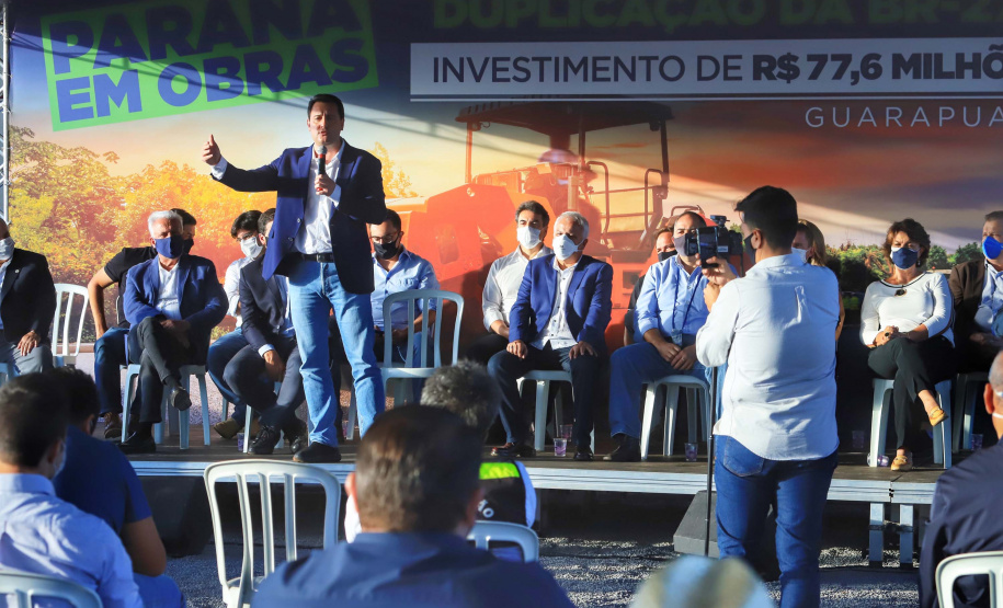 O governador Carlos Massa Ratinho Junior esteve nesta quarta-feira (14) em Guarapuava, na região Central do Estado, para vistoriar as obras de duplicação da BR-277 que cruza o perímetro urbano da cidade. Foto: José Fernando Ogura/AEN