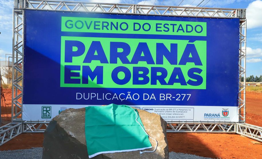 O governador Carlos Massa Ratinho Junior esteve nesta quarta-feira (14) em Guarapuava, na região Central do Estado, para vistoriar as obras de duplicação da BR-277 que cruza o perímetro urbano da cidade. Foto: José Fernando Ogura/AEN