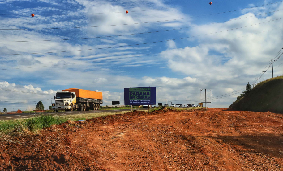 O governador Carlos Massa Ratinho Junior esteve nesta quarta-feira (14) em Guarapuava, na região Central do Estado, para vistoriar as obras de duplicação da BR-277 que cruza o perímetro urbano da cidade. Foto: José Fernando Ogura/AEN