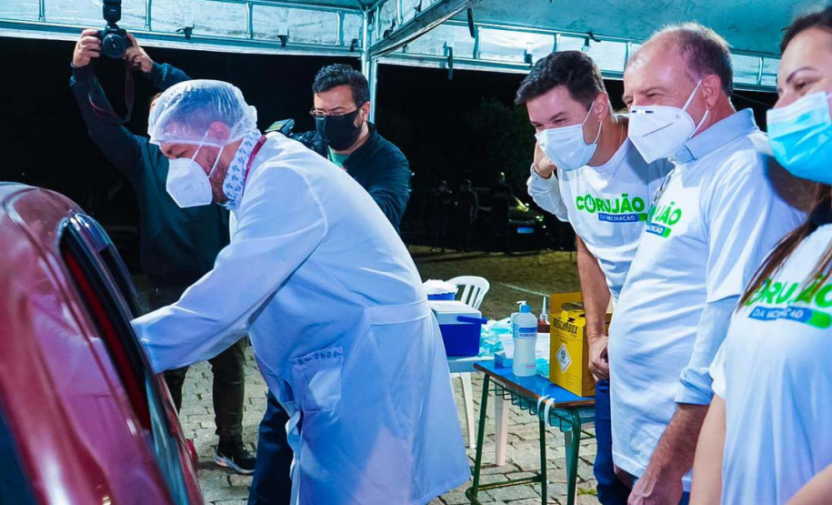 Corujão da Vacinação em Piraquara. Foto: Guilherme Flores/Casa Civil