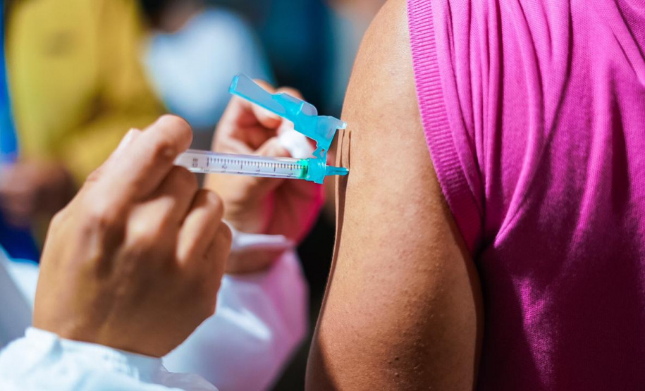 Corujão da Vacinação em Piraquara. Foto: Guilherme Flores/Casa Civil