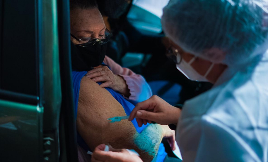 Corujão da Vacinação em Piraquara. Foto: Guilherme Flores/Casa Civil