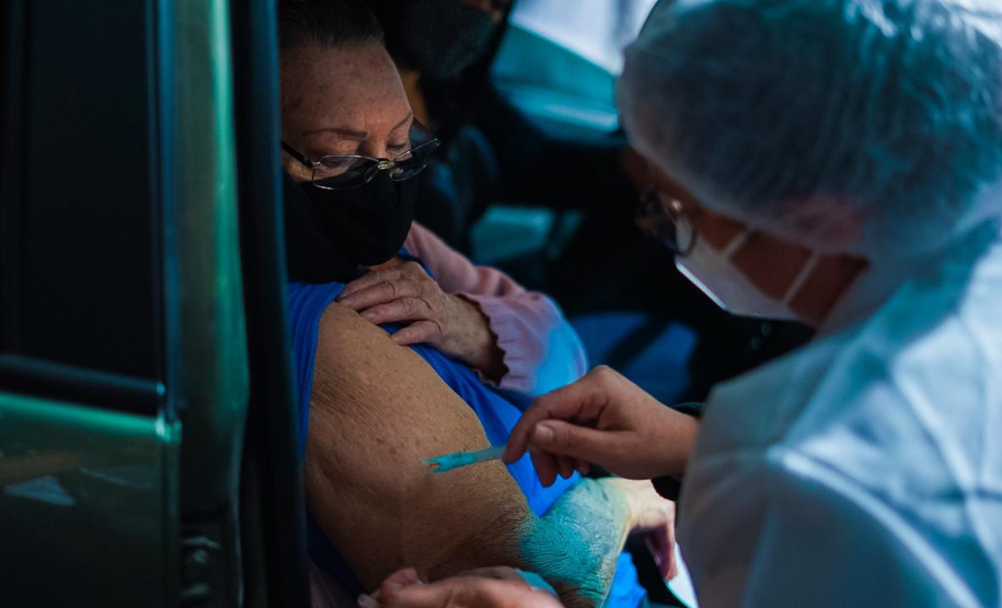 Corujão da Vacinação em Piraquara. Foto: Guilherme Flores/Casa Civil