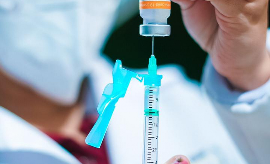 Corujão da Vacina em Piraquara. Foto: Guilherme Flores/Casa Civil