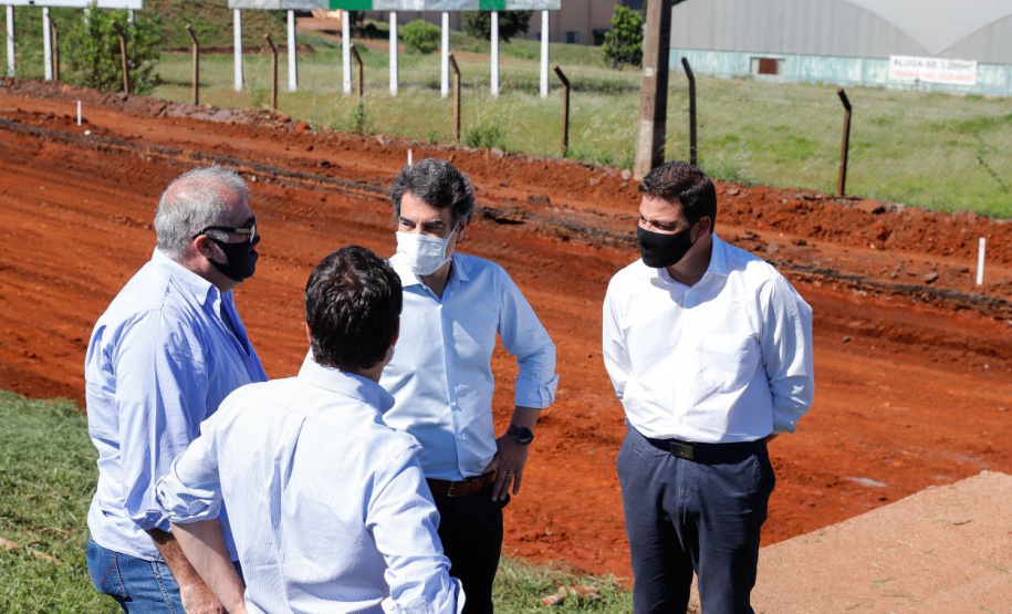 Serviços de terraplenagem, drenagem e de pavimentação estão em andamentos na readequação do Trevo Cataratas, em Cascavel, na região Oeste do estado. - Cascavel, 15/04/2021 - Foto: Divulgação DER/PR