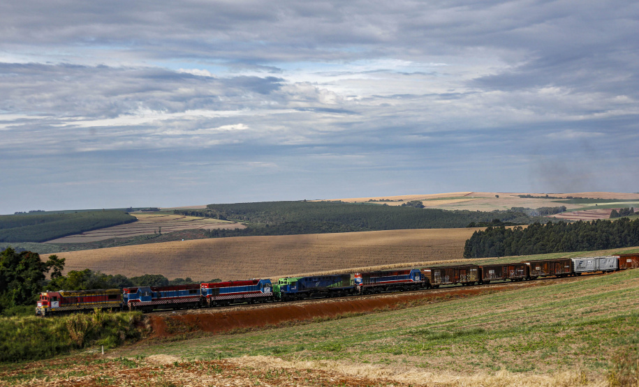 FERROSTE - 07-04-2021 - FERROESTE - TREM - FOTO: Jonathan Campos / AEN