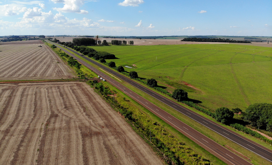23.03.2021 - Visita do grupo tecnico  da nova ferroeste  primeiro ponto onde vai passar a nova ferrovia em Caarapá-ms.
 Foto Gilson Abreu/AEN
