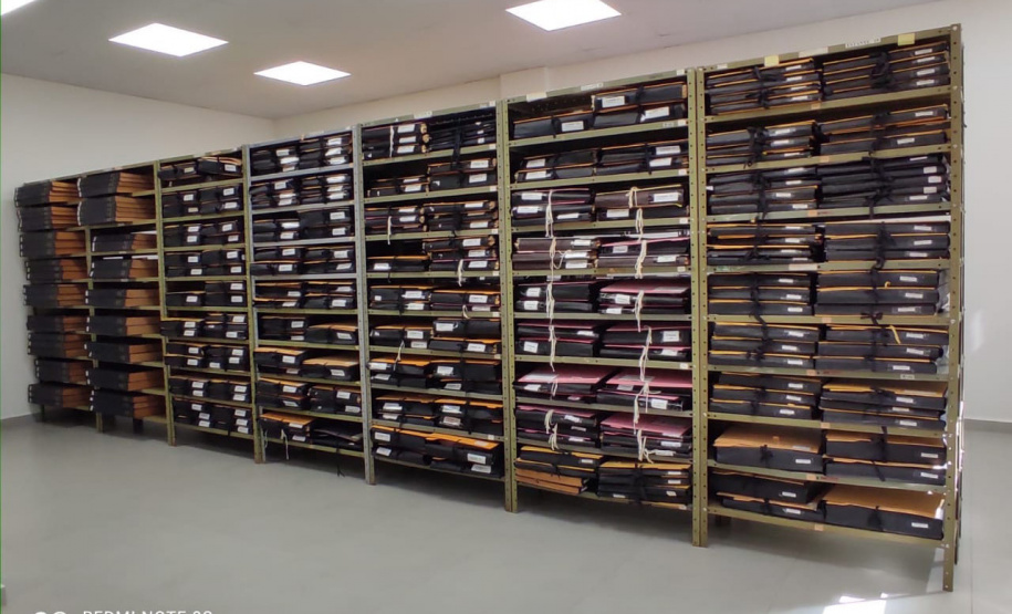 A Fundação Araucária criou um Programa de Preservação Documental da Memória e do Fomento à Pesquisa, com o objetivo de implantar um conjunto de ações voltadas à higienização, catalogação e digitalização do acervo dos arquivos da instituição produzidos entre os anos de 2000 a 2020. - Foto: Fundação Araucária