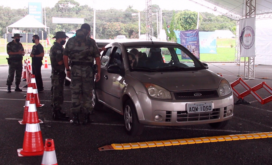 O Batalhão de Polícia Ambiental-Força Verde (BPAmb-FV) arrecadou 5.585 toneladas de alimentos, 1.647 toneladas de ração e 221 litros de álcool em todo o estado durante dois dias de campanha solidária em comemoração aos 64 anos de atuação no Paraná. - Curitiba, 20/04/2021 - Foto: Divulgação BPAmb-FV
