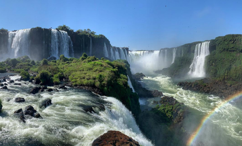 A 6.ª Edição do Hackatour Cataratas, com sede em Foz do Iguaçu, está confirmada para os próximos dias 07, 08 e 09 de maio. O evento consiste numa maratona de programação de softwares voltados para o setor de turismo e tem por objetivo incentivar o empreendedorismo, divulgar a cultura das inovações e aproximar o mercado do turismo com a área da tecnologia. - Foto: Denis Ferreira Netto