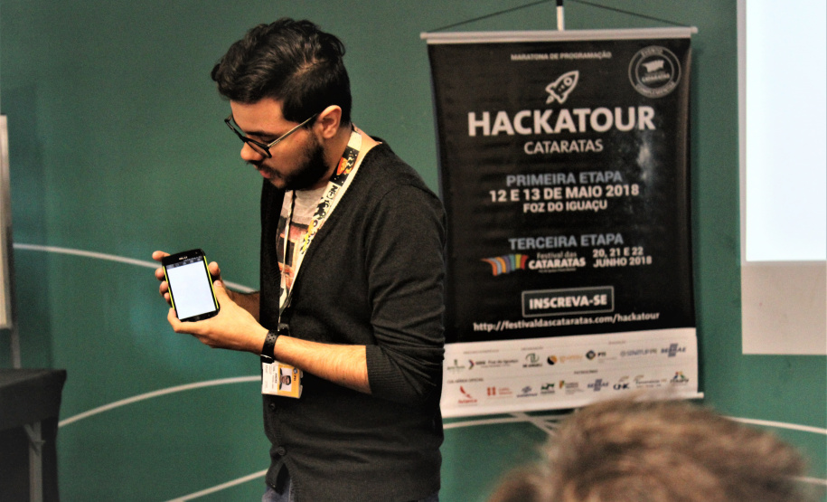 A 6.ª Edição do Hackatour Cataratas, com sede em Foz do Iguaçu, está confirmada para os próximos dias 07, 08 e 09 de maio. O evento consiste numa maratona de programação de softwares voltados para o setor de turismo e tem por objetivo incentivar o empreendedorismo, divulgar a cultura das inovações e aproximar o mercado do turismo com a área da tecnologia.   - Foto: Divulgação