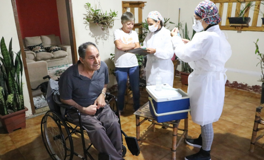 Mais de 2 milhões de pessoas já foram vacinas contra a Covid-19 no Paraná. - Foto: Divulgação