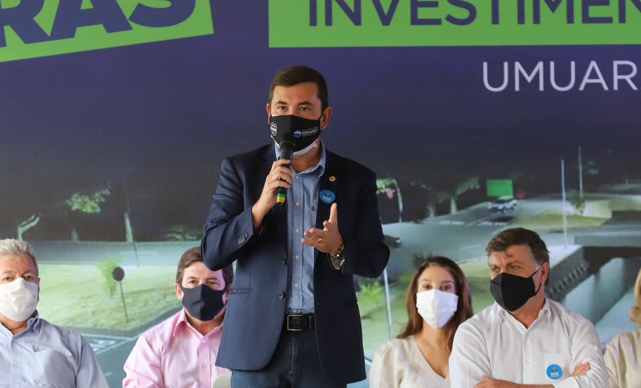 Trevo Gauchao O governador Carlos Massa Ratinho Junior lança nesta sexta-feira (23) a pedra fundamental das obras de modernização do Trevo Gauchão e da duplicação da PR-323 no perímetro urbano de Umuarama. O investimento é de R$ 66,1 milhões. 23/04/2021 - Foto: Geraldo Bubniak/AEN