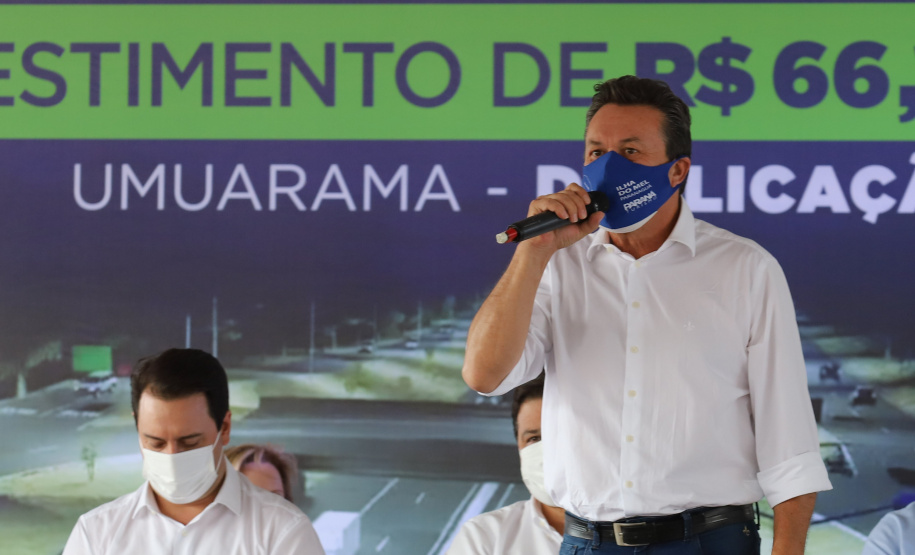 Trevo Gauchao O governador Carlos Massa Ratinho Junior lança nesta sexta-feira (23) a pedra fundamental das obras de modernização do Trevo Gauchão e da duplicação da PR-323 no perímetro urbano de Umuarama. O investimento é de R$ 66,1 milhões. 23/04/2021 - Foto: Geraldo Bubniak/AEN