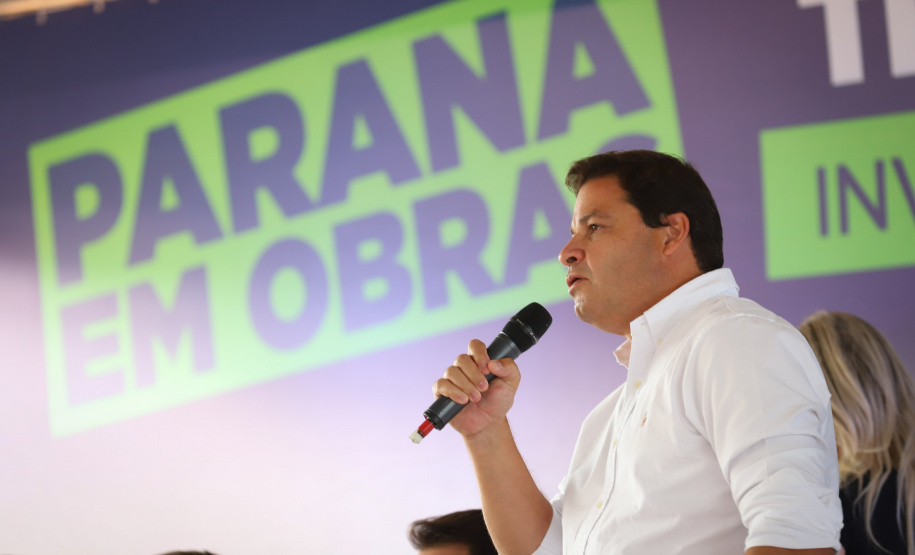 Trevo Gauchao O governador Carlos Massa Ratinho Junior lança nesta sexta-feira (23) a pedra fundamental das obras de modernização do Trevo Gauchão e da duplicação da PR-323 no perímetro urbano de Umuarama. O investimento é de R$ 66,1 milhões. 23/04/2021 - Foto: Geraldo Bubniak/AEN