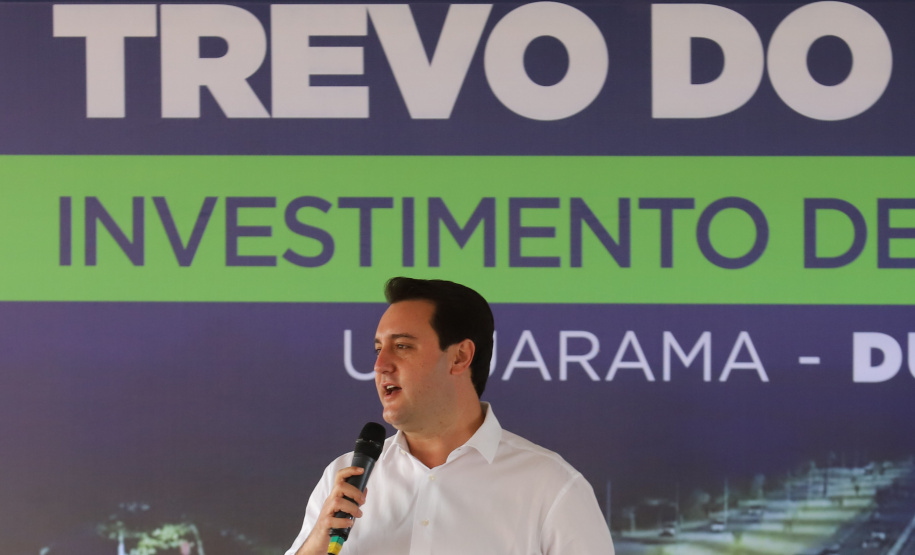 Trevo Gauchao O governador Carlos Massa Ratinho Junior lança nesta sexta-feira (23) a pedra fundamental das obras de modernização do Trevo Gauchão e da duplicação da PR-323 no perímetro urbano de Umuarama. O investimento é de R$ 66,1 milhões. 23/04/2021 - Foto: Geraldo Bubniak/AEN