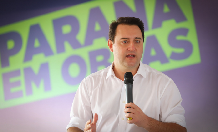 Trevo Gauchao O governador Carlos Massa Ratinho Junior lança nesta sexta-feira (23) a pedra fundamental das obras de modernização do Trevo Gauchão e da duplicação da PR-323 no perímetro urbano de Umuarama. O investimento é de R$ 66,1 milhões. 23/04/2021 - Foto: Geraldo Bubniak/AEN