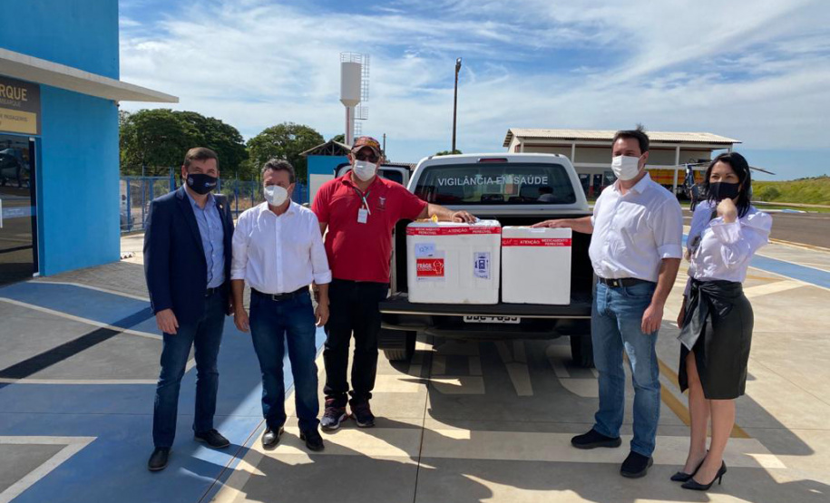 O governador Carlos Massa Ratinho Junior participou da recepção das vacinas em Umuarama, logo após o evento que confirmou o início das obras de modernização do Trevo Gauchão. Umuarama, 23/04/2021 - Foto: Divulgação