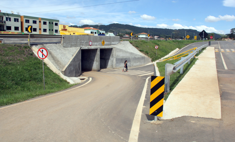 O Departamento de Estradas de Rodagem do Paraná (DER/PR) realiza no dia 7 de maio, às 10h da manhã, audiência pública online para apresentar o Programa de Segurança Viária das Rodovias Estaduais do Estado do Paraná (PROSEG PARANÁ), iniciativa que deve investir R$ 400 milhões em melhorias na malha rodoviária estadual. - Foto: Jorge Woll/Arquivo DER