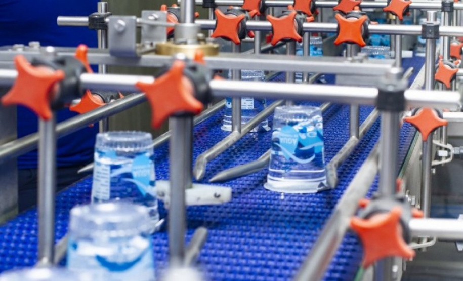 Aliviando a sede na pandemia: água envasada pela Sanepar chega aos profissionais de saúde - Curitiba, 26/04/2021 - Foto: André Thiago/Sanepar