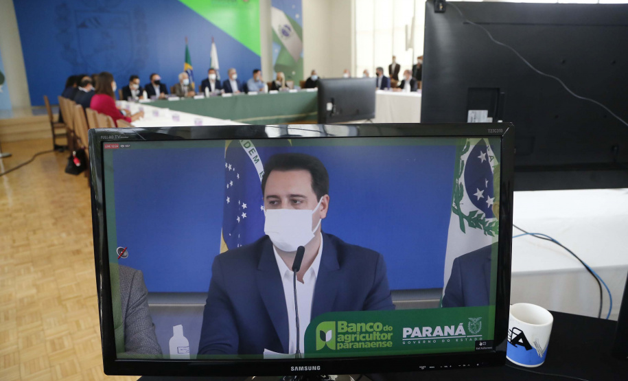 O agricultor paranaense passa a contar a partir desta terça-feira (27) com um programa de crédito exclusivo com juros subsidiados pelo Governo do Estado