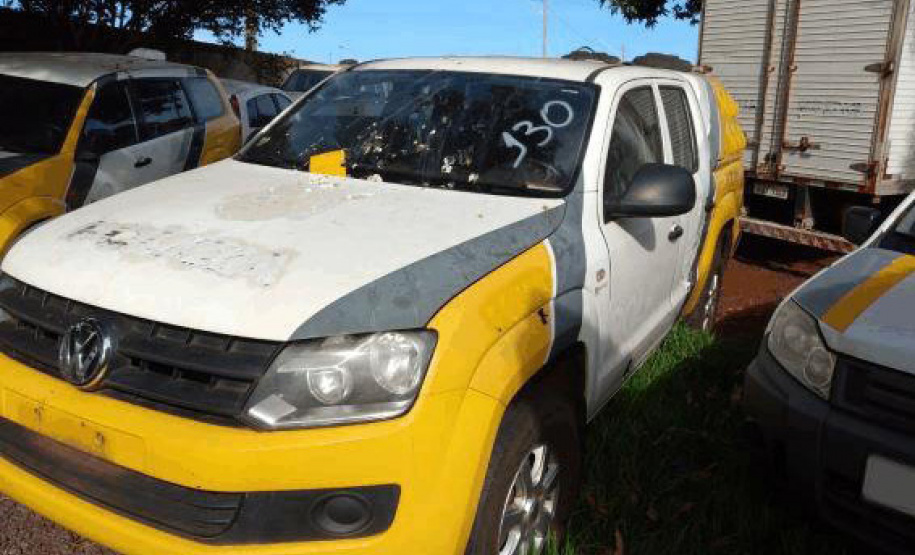 Termina nesta quarta-feira (28/04), às 9 horas, o prazo para interessados no leilão, de 98 veículos da Polícia Militar, formalizarem seus lances. Os veículos, que tornaram-se inservíveis para uso policial nas ruas, mas são úteis para uso no cotidiano, estão parados em pátios de quartéis de cidades do Oeste do estado e em São José dos Pinhais, na Região Metropolitana de Curitiba.  - Curitiba, 27/04/2021  -  Foto: Divulgação SESP/PR