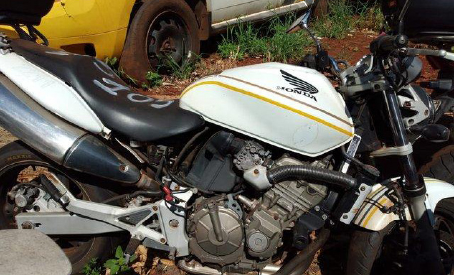 Termina nesta quarta-feira (28/04), às 9 horas, o prazo para interessados no leilão, de 98 veículos da Polícia Militar, formalizarem seus lances. Os veículos, que tornaram-se inservíveis para uso policial nas ruas, mas são úteis para uso no cotidiano, estão parados em pátios de quartéis de cidades do Oeste do estado e em São José dos Pinhais, na Região Metropolitana de Curitiba.  - Curitiba, 27/04/2021  -  Foto: Divulgação SESP/PR