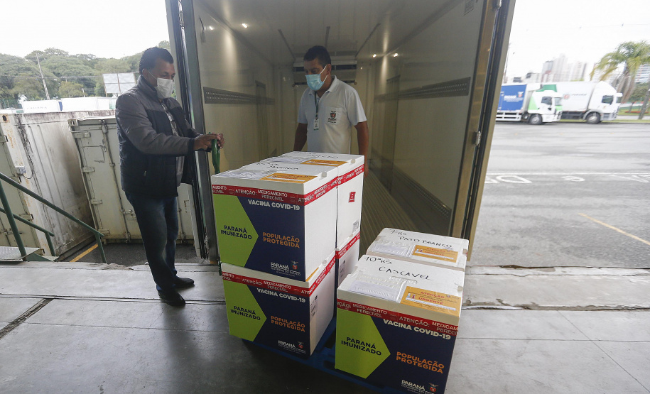 Todas as vacinas são destinadas à primeira dose de grupos prioritários cuja imunização já está em andamento: pessoas de 60 a 64 anos e profissionais da segurança pública e salvamento.
Foto: Jonathan Campos/AEN