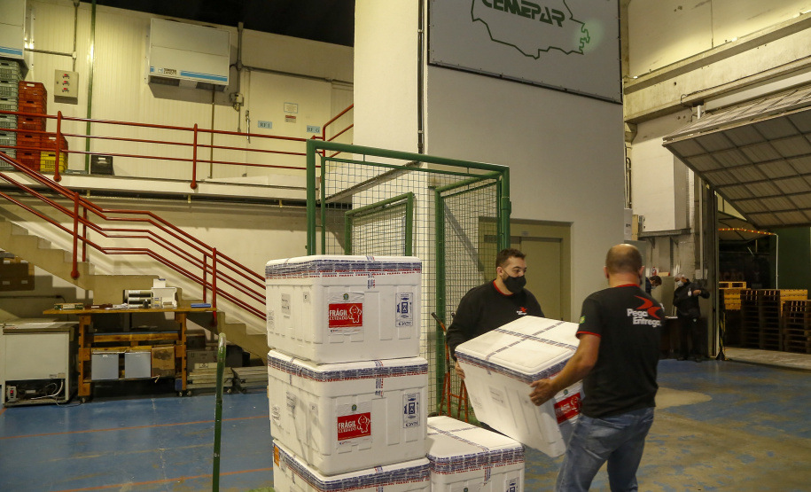 Todas as vacinas são destinadas à primeira dose de grupos prioritários cuja imunização já está em andamento: pessoas de 60 a 64 anos e profissionais da segurança pública e salvamento.
Foto Gilson Abreu/AEN