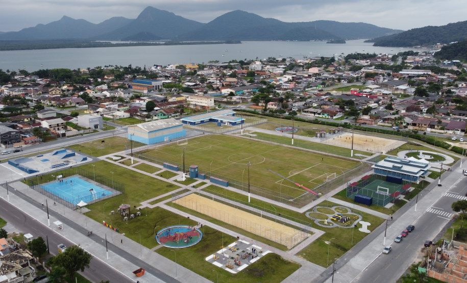250 anos da fundação de Guaratuba,  - inauguração das obras que contaram com o apoio do Governo do Estado, como Parque Municipal e o Centro de Atendimento à Infância e Adolescência.
Foto: Jonathan Campos/AEN