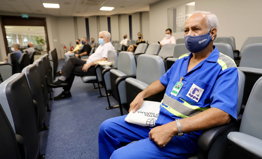 Neste dia 1º de maio, Dia do Trabalhador, a Portos do Paraná destaca a importância do trabalho portuário para a manutenção de diversas atividades econômicas no Estado, direta ou indiretamente. - Fotos: Arquivo/ Claudio Neves/Portos do Paraná