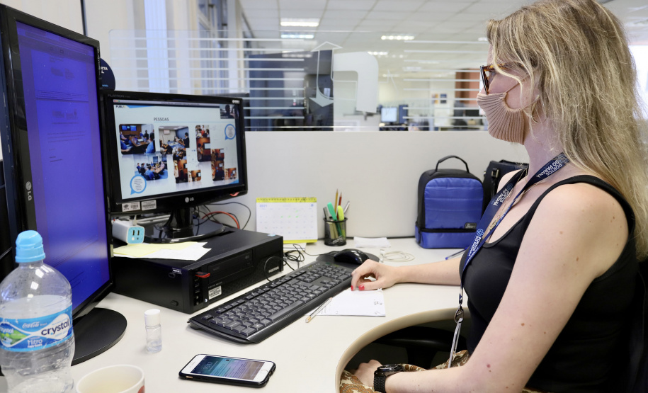 Neste dia 1º de maio, Dia do Trabalhador, a Portos do Paraná destaca a importância do trabalho portuário para a manutenção de diversas atividades econômicas no Estado, direta ou indiretamente. - Fotos: Arquivo/ Claudio Neves/Portos do Paraná