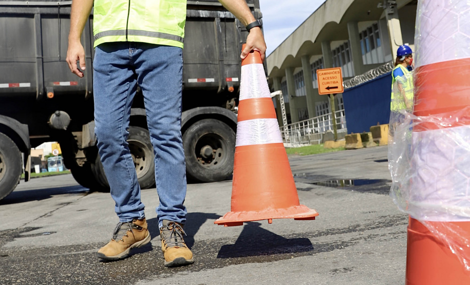 Neste dia 1º de maio, Dia do Trabalhador, a Portos do Paraná destaca a importância do trabalho portuário para a manutenção de diversas atividades econômicas no Estado, direta ou indiretamente. - Fotos: Arquivo/ Claudio Neves/Portos do Paraná