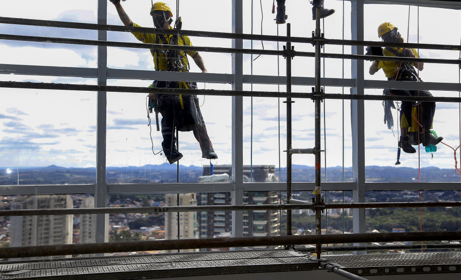 Os rostos e as histórias por trás do recorde de empregos criados no Paraná em 2021 - Dia do Trabalho
Foto Gilson Abreu/AEN